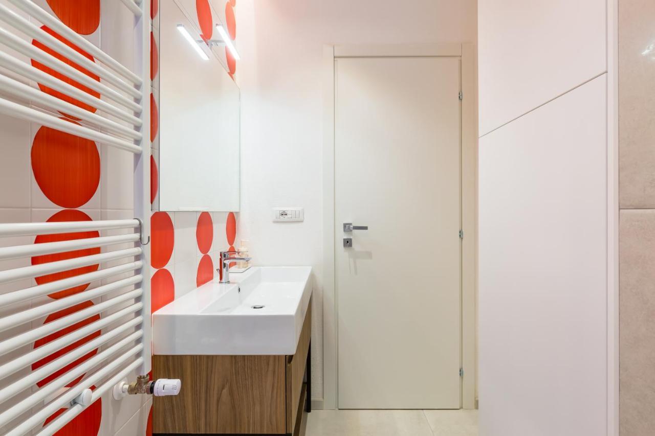 Starhost - Mazzini Apartments Salerno Eksteriør billede